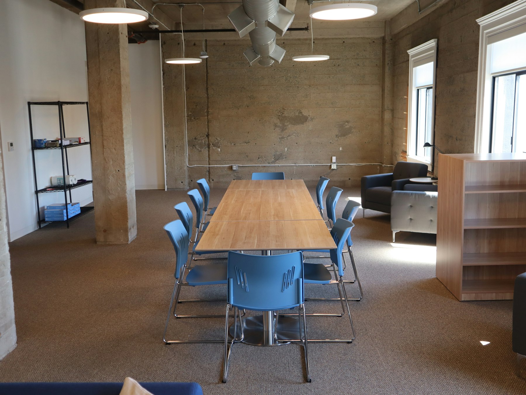 Small team meeting around a table